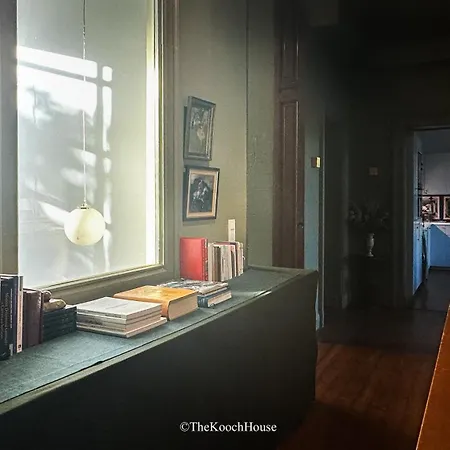 Gasthuis The Kooch House 1 Tourcoing