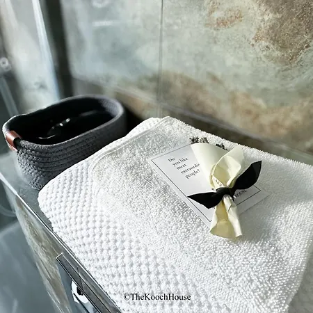 Gasthuis The Kooch House 1