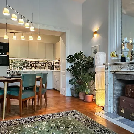 Gasthuis The Kooch House 1 3*