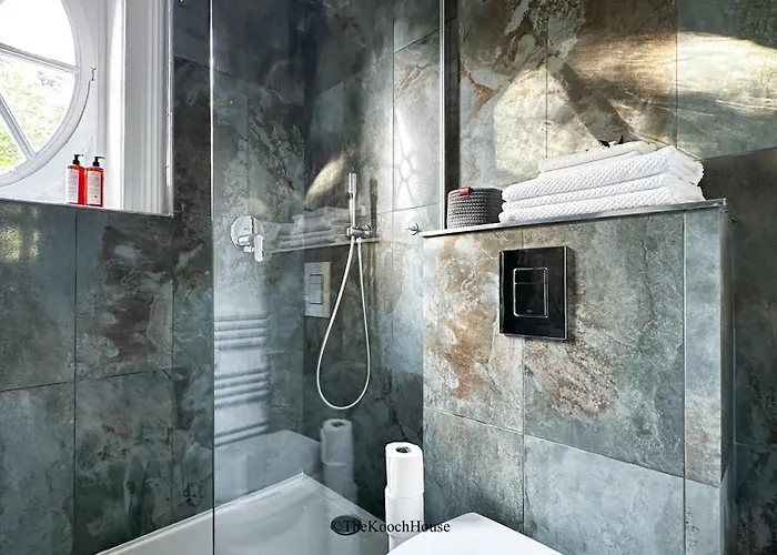 The Kooch House 1 Maison d'hôtes 3*