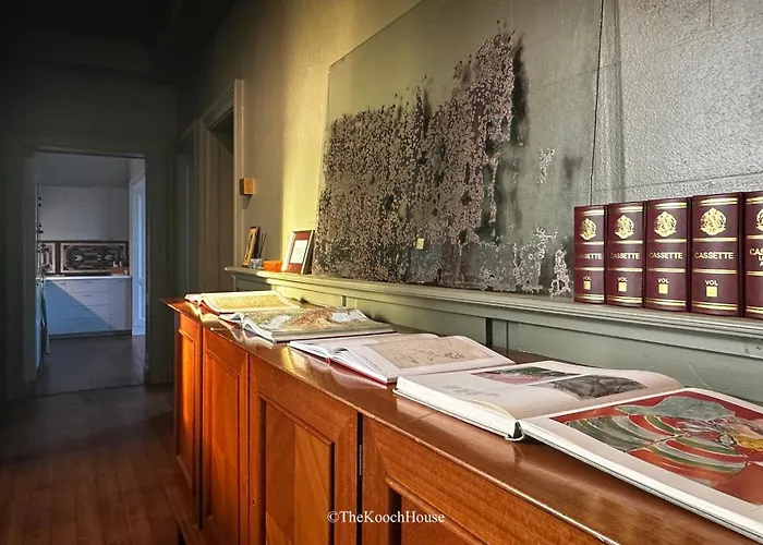 The Kooch House 1 Maison d'hôtes