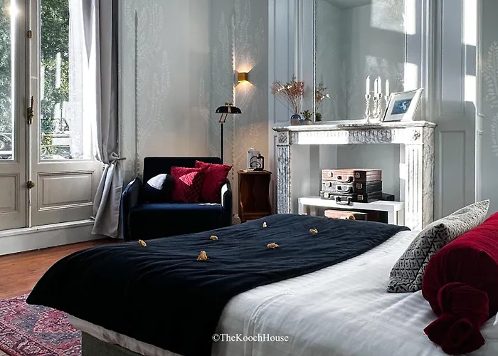 The Kooch House 1 Maison d'hôtes