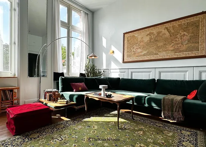 The Kooch House 1 3*