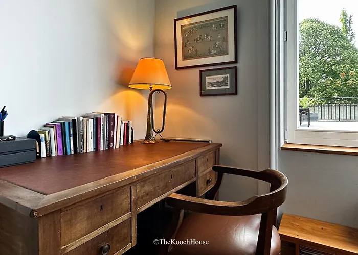 The Kooch House 1 Maison d'hôtes